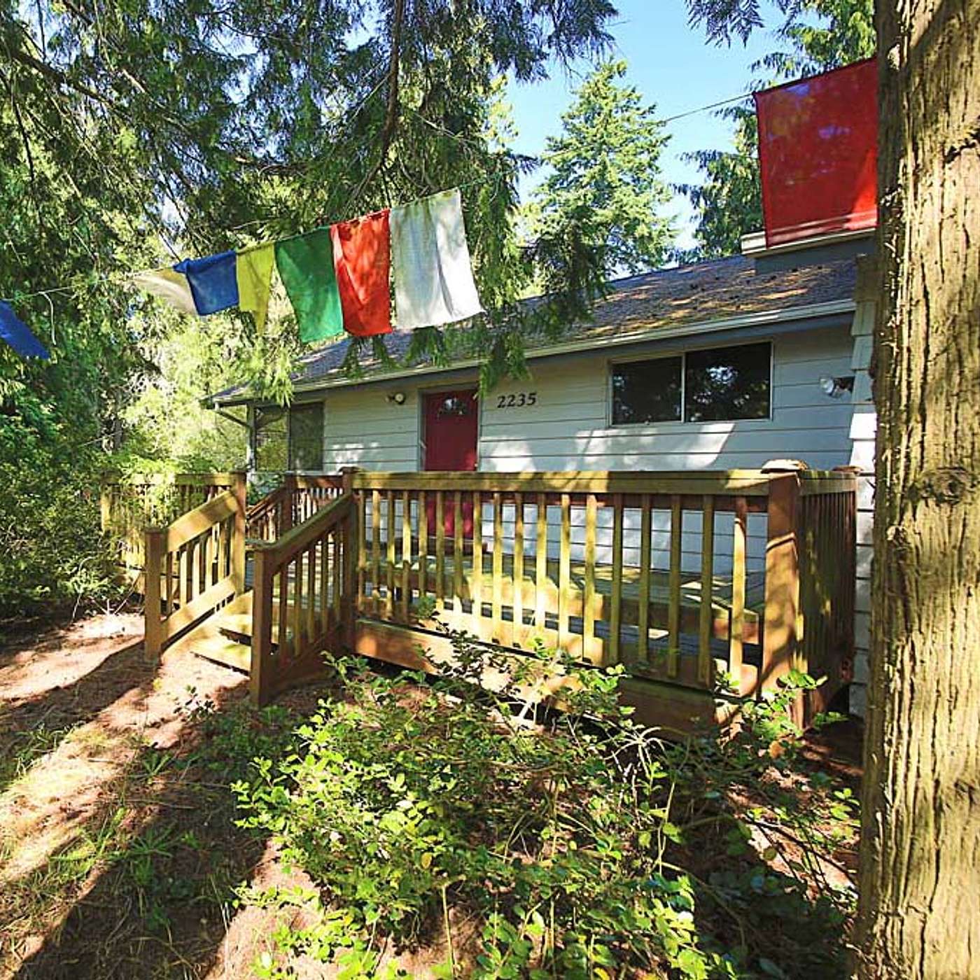 Experience the Magic of Earth Sanctuary with Chuck Pettis