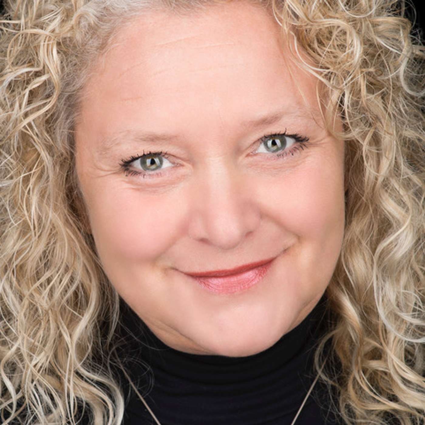 Vicki Wusche - From broke and homeless single mum to inspiring speaker... episode artwork
