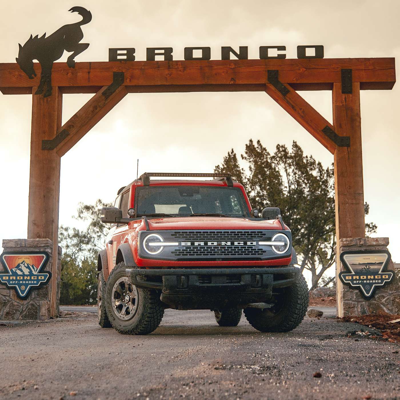 RANDOM WAYPOINTS PODCAST EP.01.09 Easter Jeep Safari in Moab, and Subarus New Off-road vehicle!