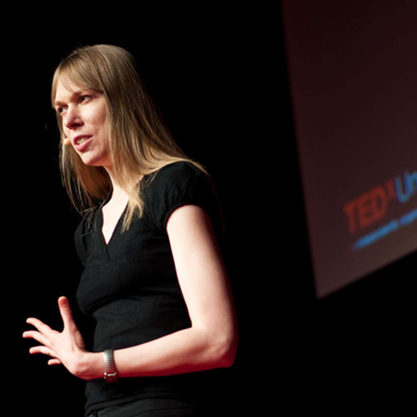 211 Catherine Heymans - the Astronomer Royal for Scotland