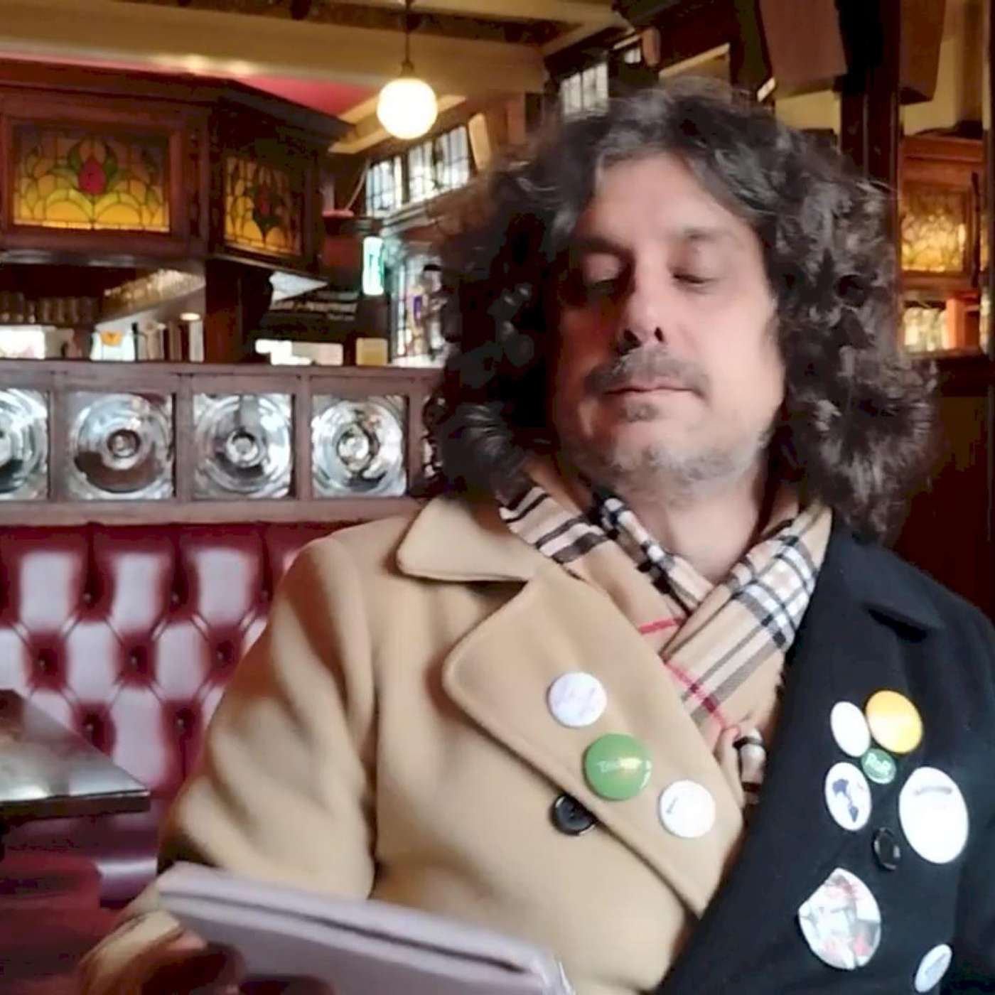 at Wheatsheaf Pub in London, poetry reading by Joe A Pasquale