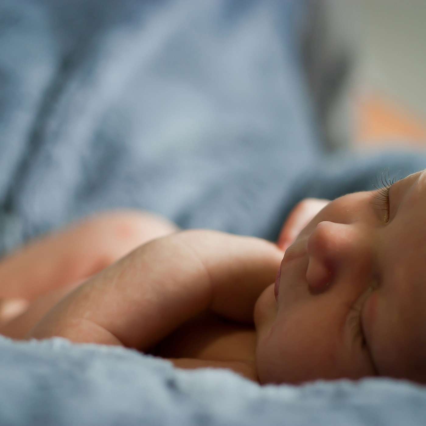 No Reversal for a Plummeting Birth Rate? - Humanity’s Most Pressing Problem and Mechanical Wombs