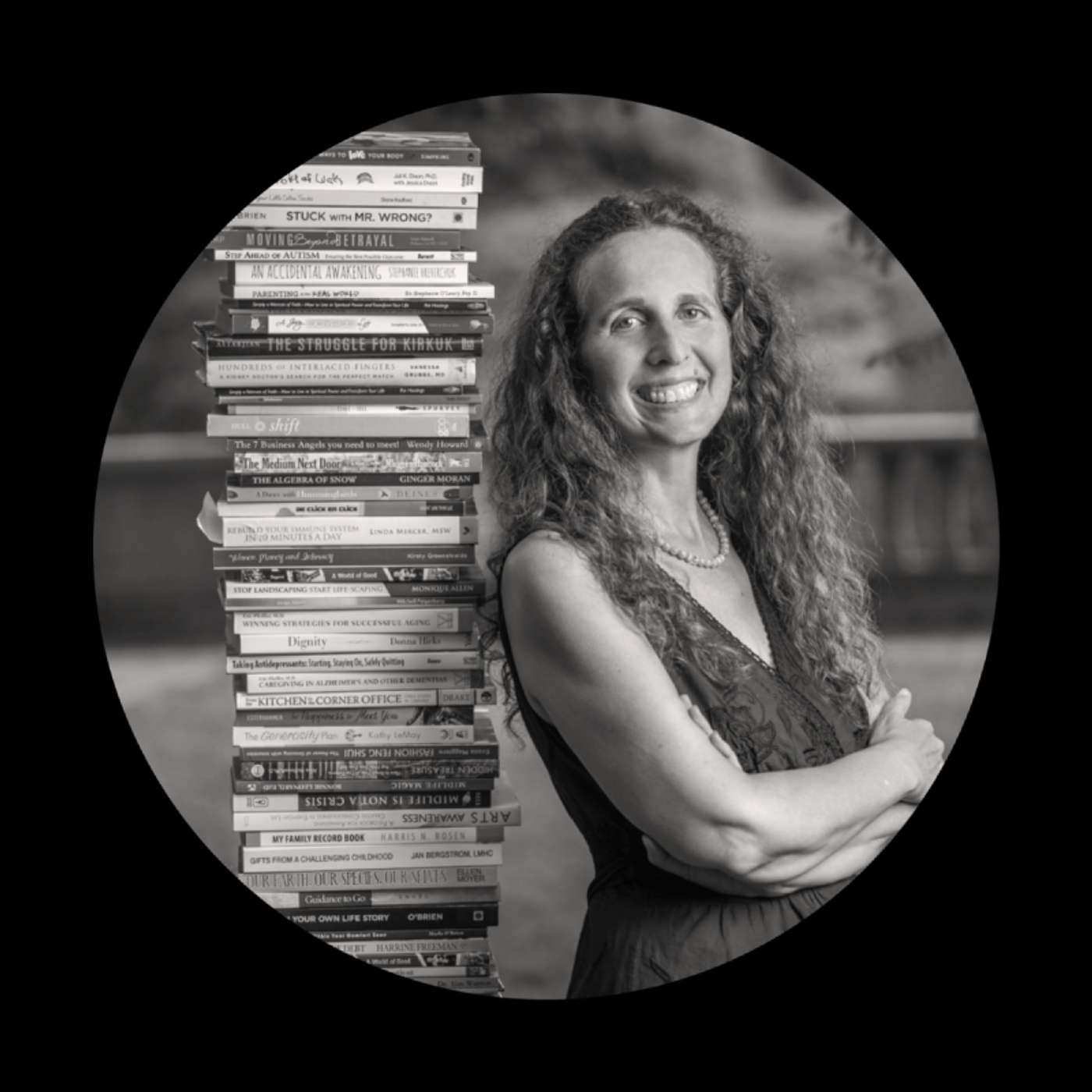 Writing For Healthcare Leaders: Tips to Establish Authority & Leadership: Lisa Tener [LECTURE] episode artwork