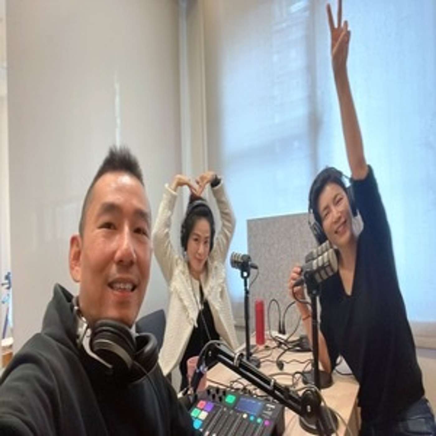 好久不見的劉濤分身“佐伊”離開14年的舒適圈自行創業還兼顧家庭是我見過最強的超人媽咪,今天現身說法光鮮亮麗的背後是多麼刻骨銘心瘋狂慘烈的創業經驗 好久不見的劉濤分身“佐伊”離開14年的舒適圈自行創業還兼顧家庭是我見過最強的超人媽咪,今天現身說法光鮮亮麗的背後是多麼刻骨銘心瘋狂慘烈的創業經驗