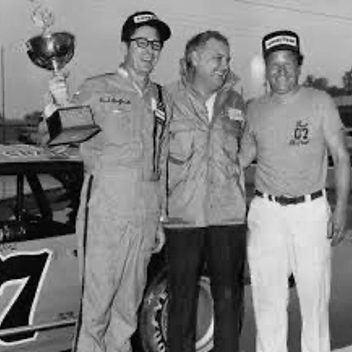 The Ferrum Flash Paul Radford with Charlie Mitchell and SMART Modified Tour Director Chris Williams