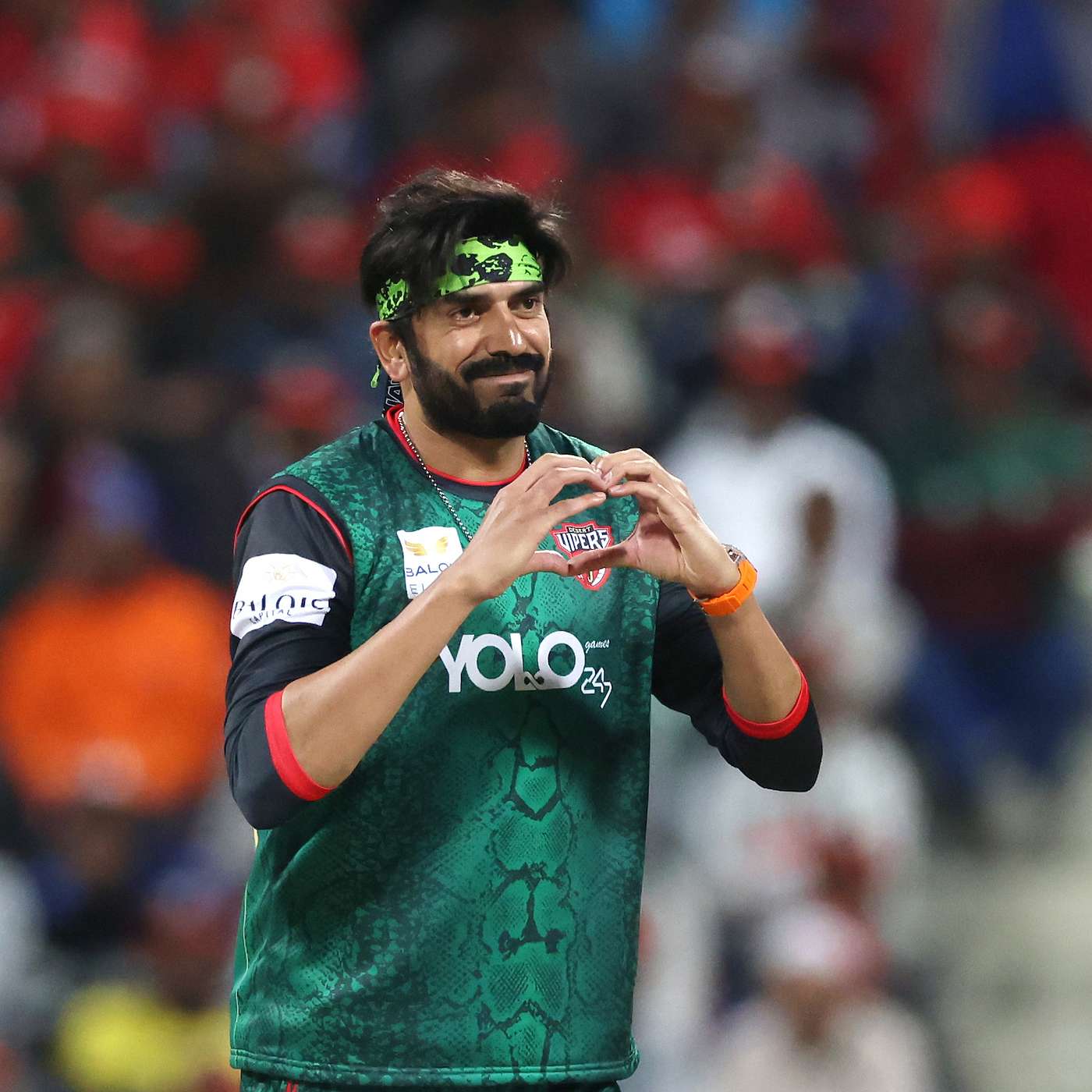 Usman Tariq on his Vipers arrival, bowling style, hat-tricks, headbands, bows & much more!