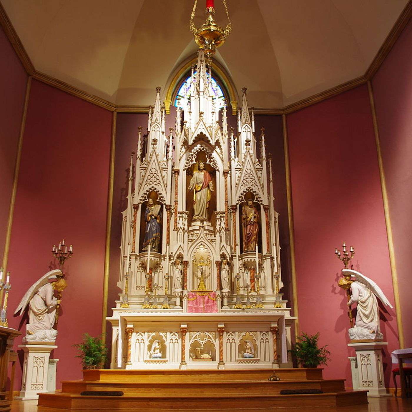 Why Be Still and Silent for Mass?