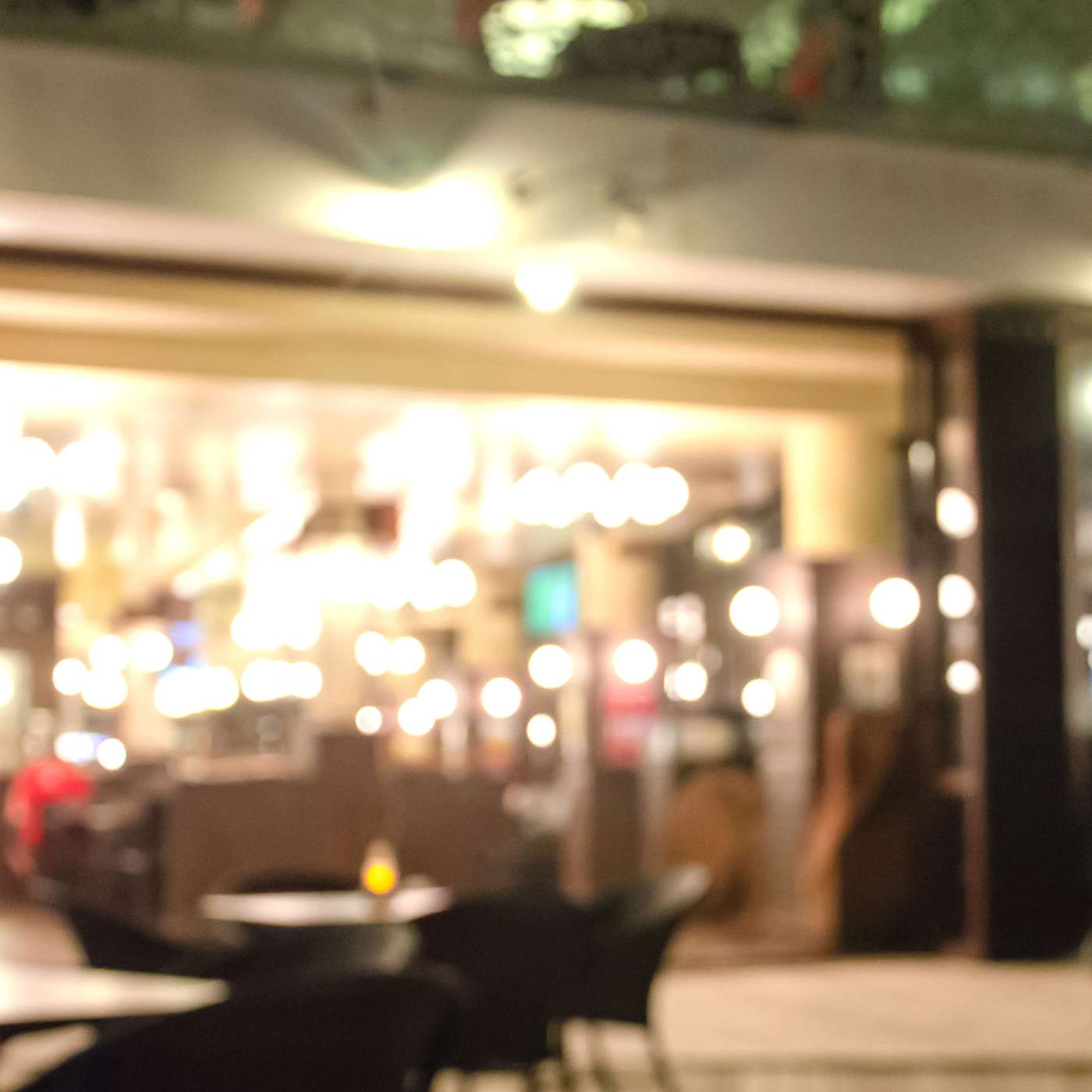 From Desserts to Seating: Restaurant Rants and Raves