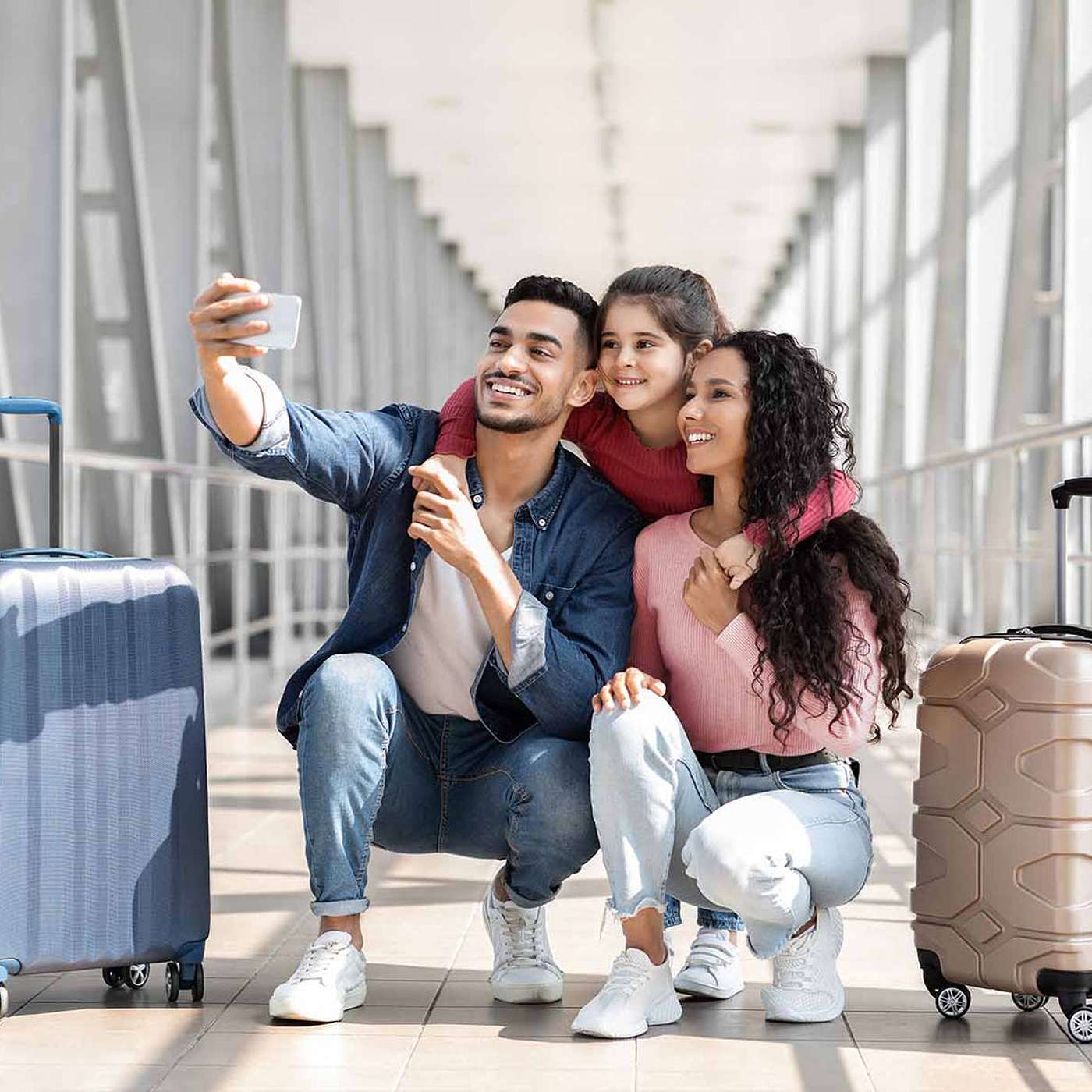 Safe & Joyful Kids' Photography with Security Cameras on Trips