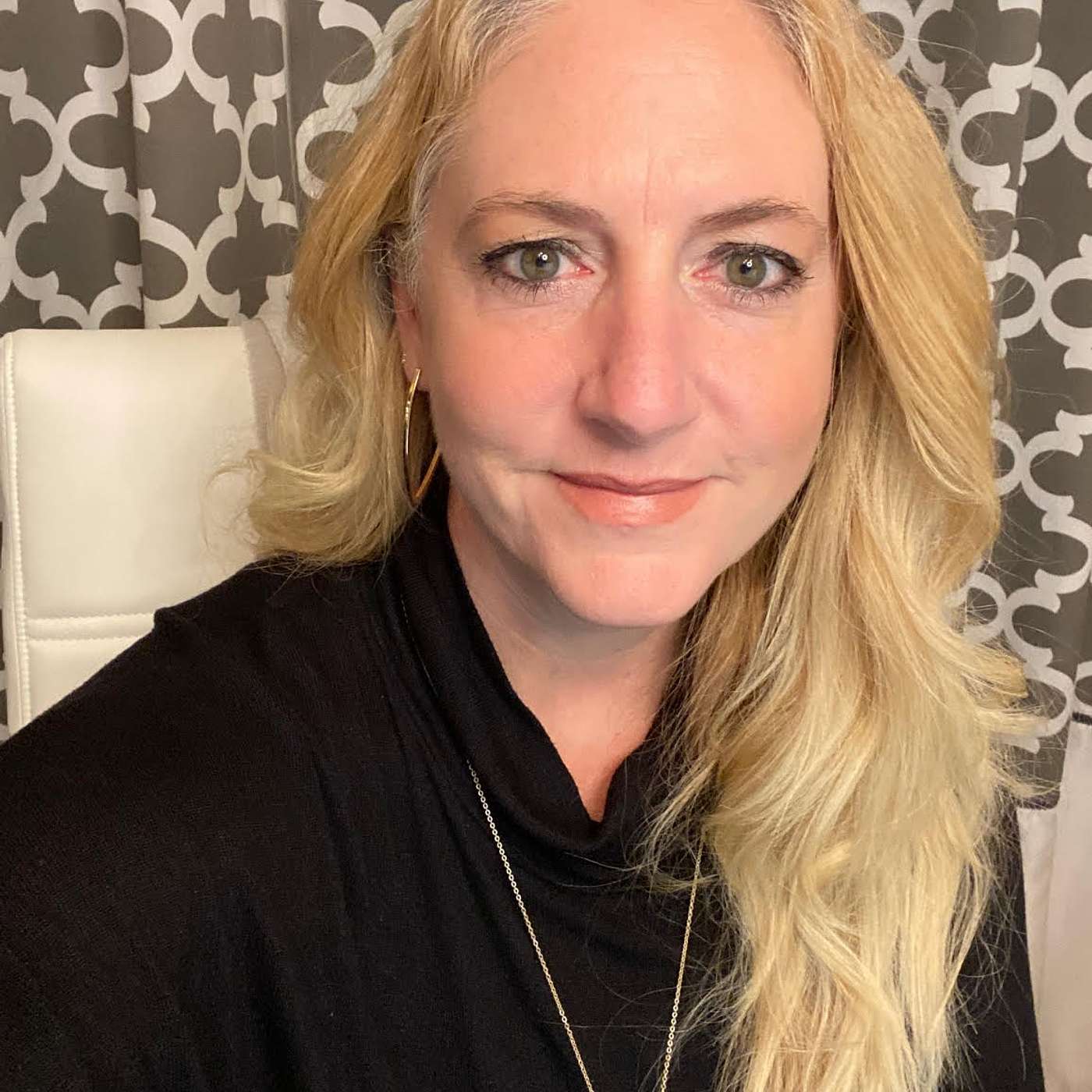 2B Bolder Podcast : Career Insights & Advice from Successful Women in Business & Tech