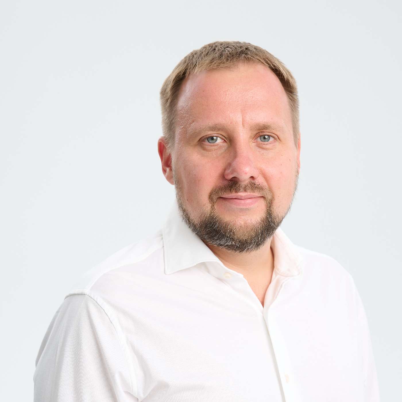 The Future of Freelance Work: Visa Reforms and Global Hiring with Pavel Shynkarenko, Mellow