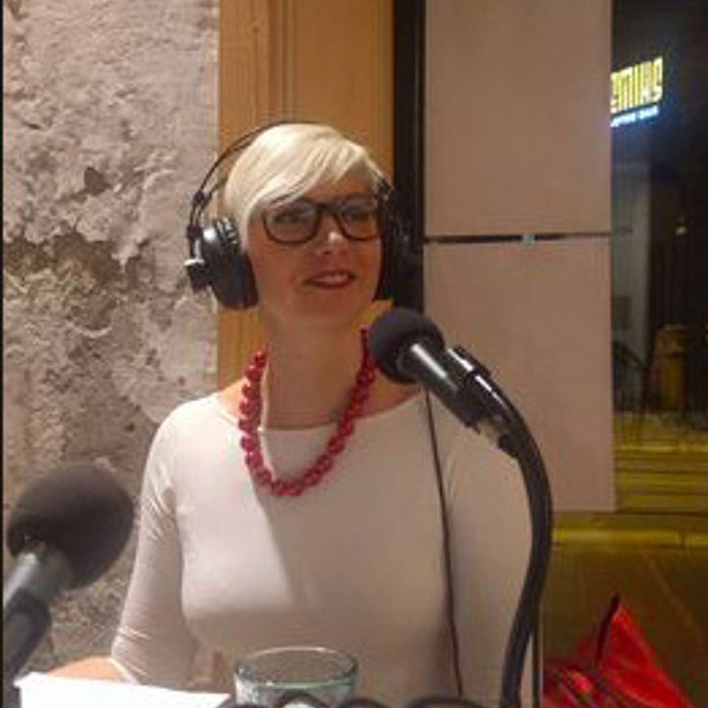 U raljama osećanja