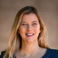 Dr. Erika Jacobi