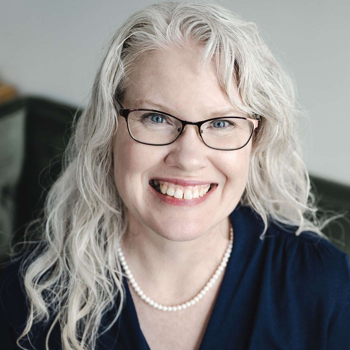 Bridging Division: The Majority in the Middle