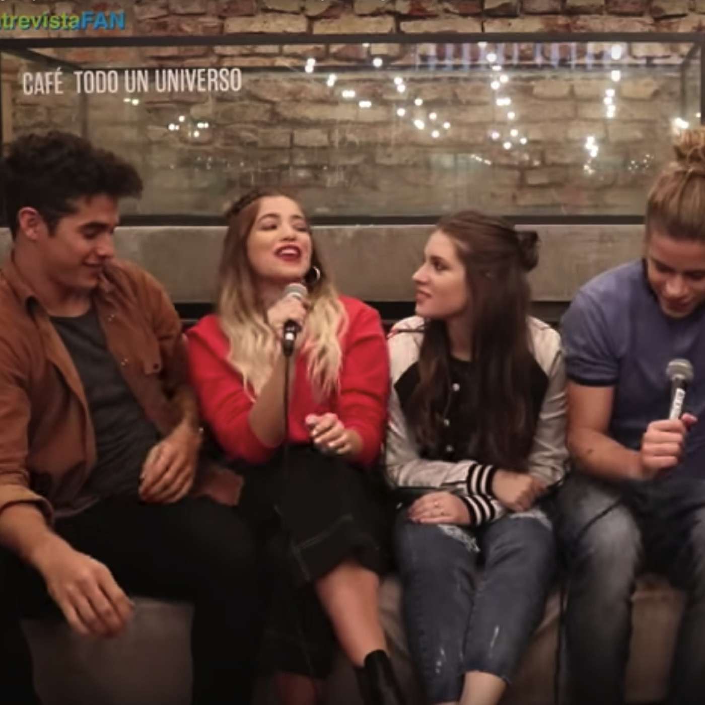 Tu Musica Hoy - Un grupo de fans entrevista a los protagonistas de GO! Vive a tu manera episode artwork