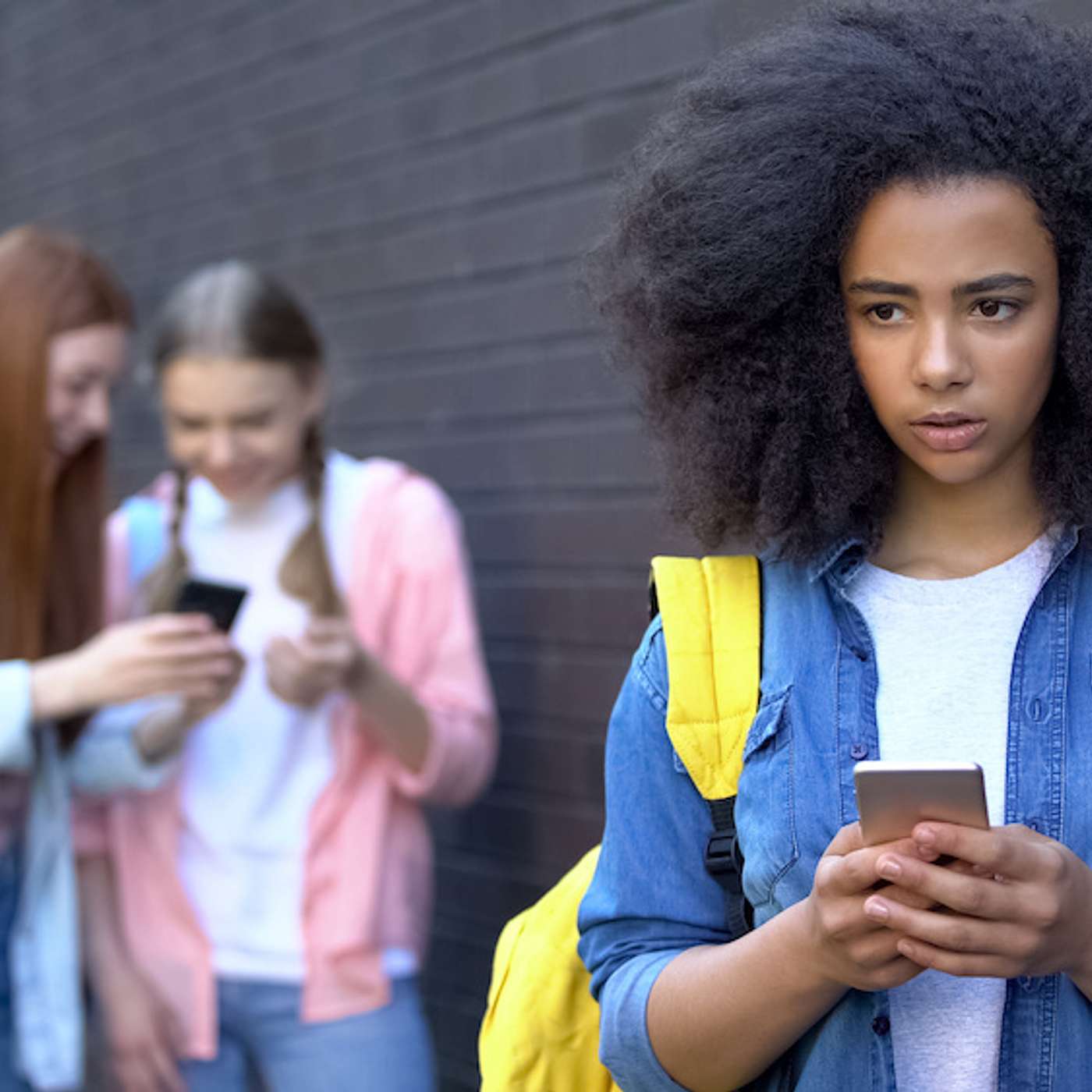 193: Cyber Bullying, Kids' Mental Health, and Group Chat Politics.