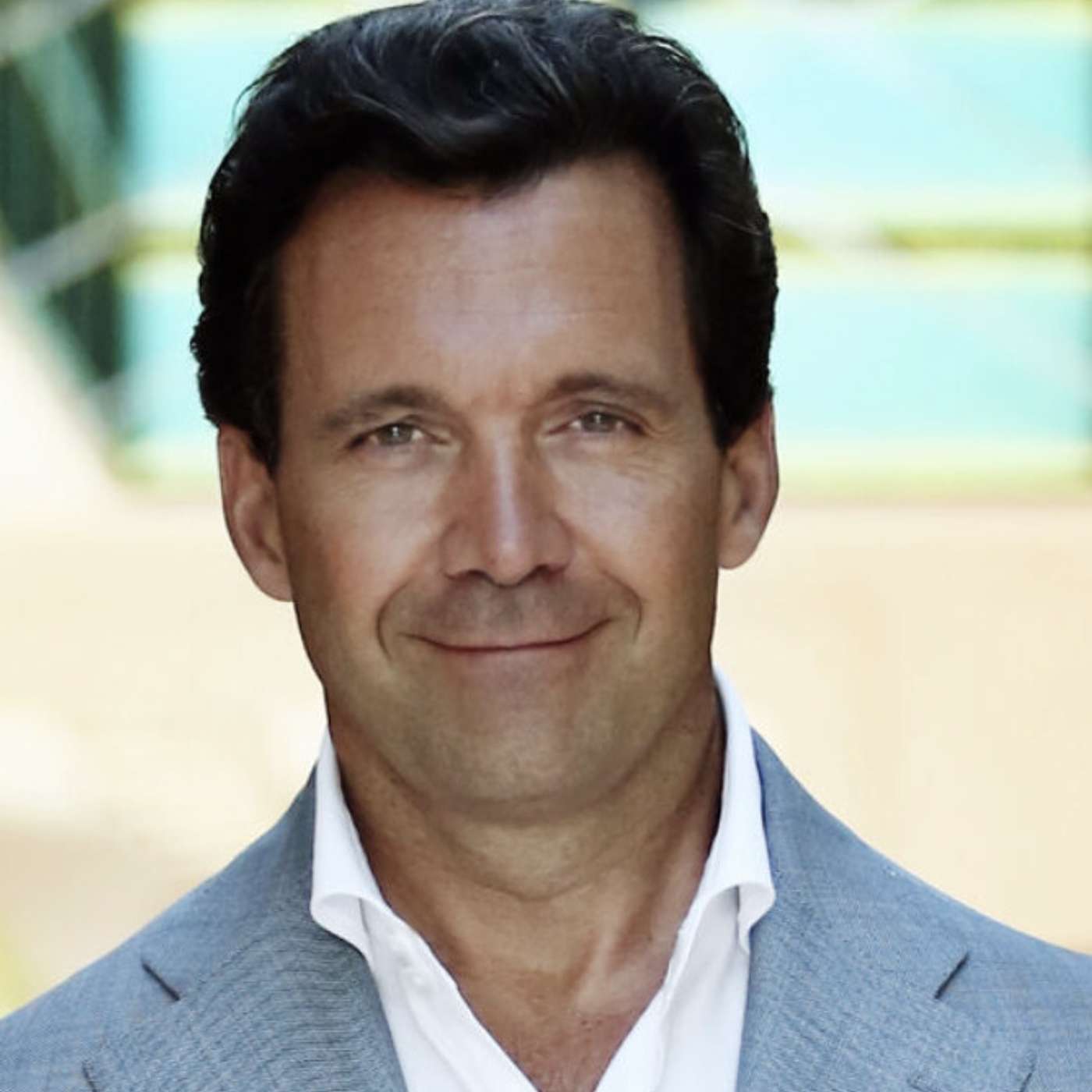 The Equinox Approach: Empowering High-Performance Living through Hospitality - Chris Norton, Equinox Hotels