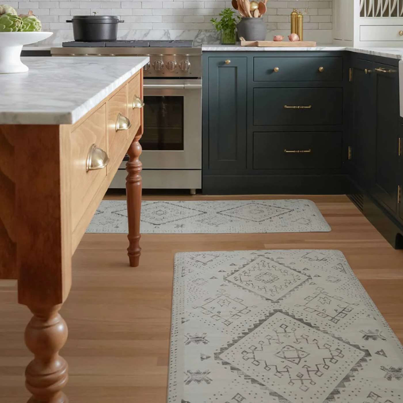 5 Essential Features to Look for in Kitchen Rugs