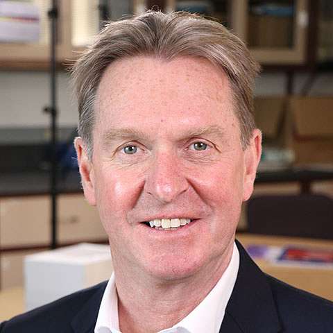 David Kerr, MBChB, DM, FRCP, FRCPE