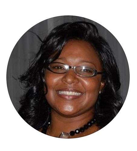 Myrurgia Hernández, Porfesora de La Univ. de Bahamas e Intérprete de Bahamas Faith Ministries International.