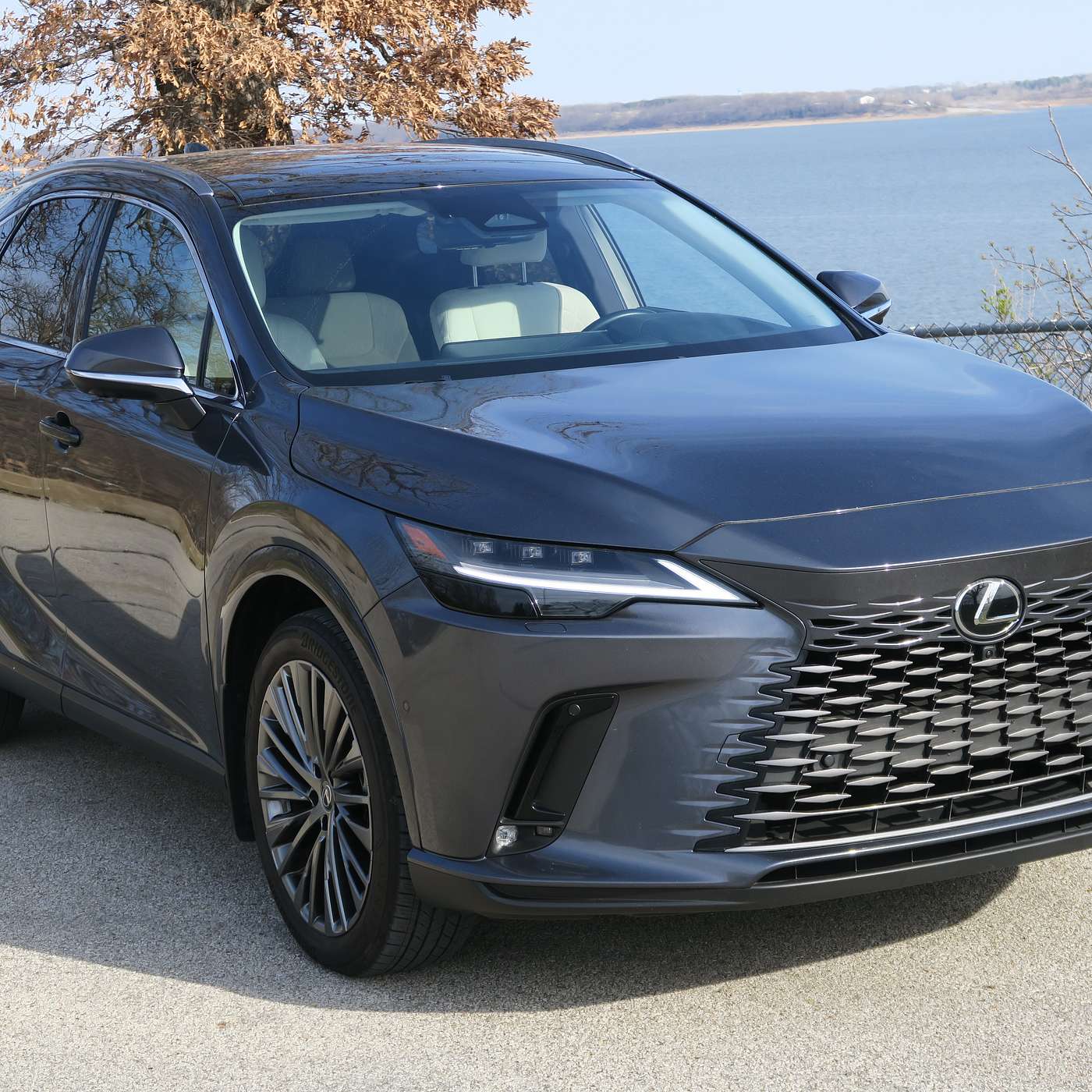 Driving the Lexus RX 450h+, Debating Data, and Ranking Airports