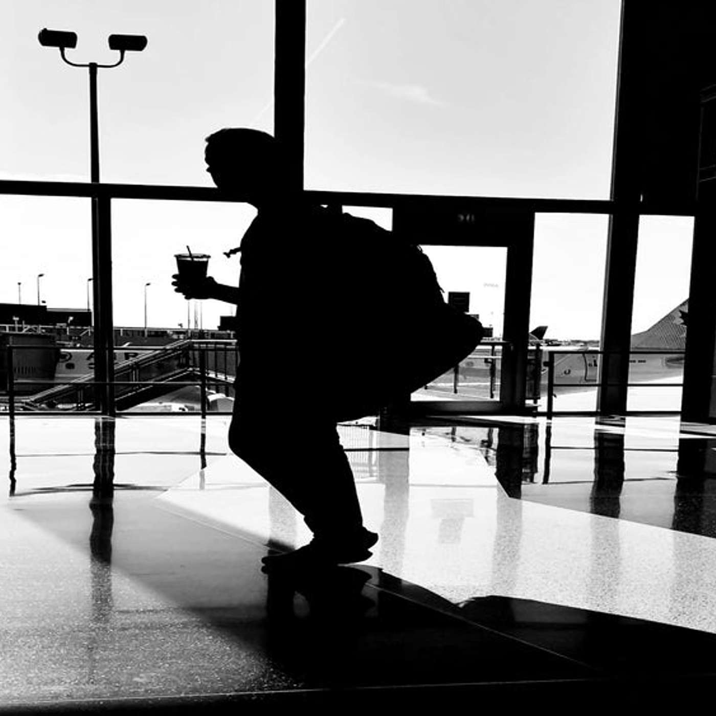 The Best Portable Espresso Machine for Pilots and Air Travelers in 2024