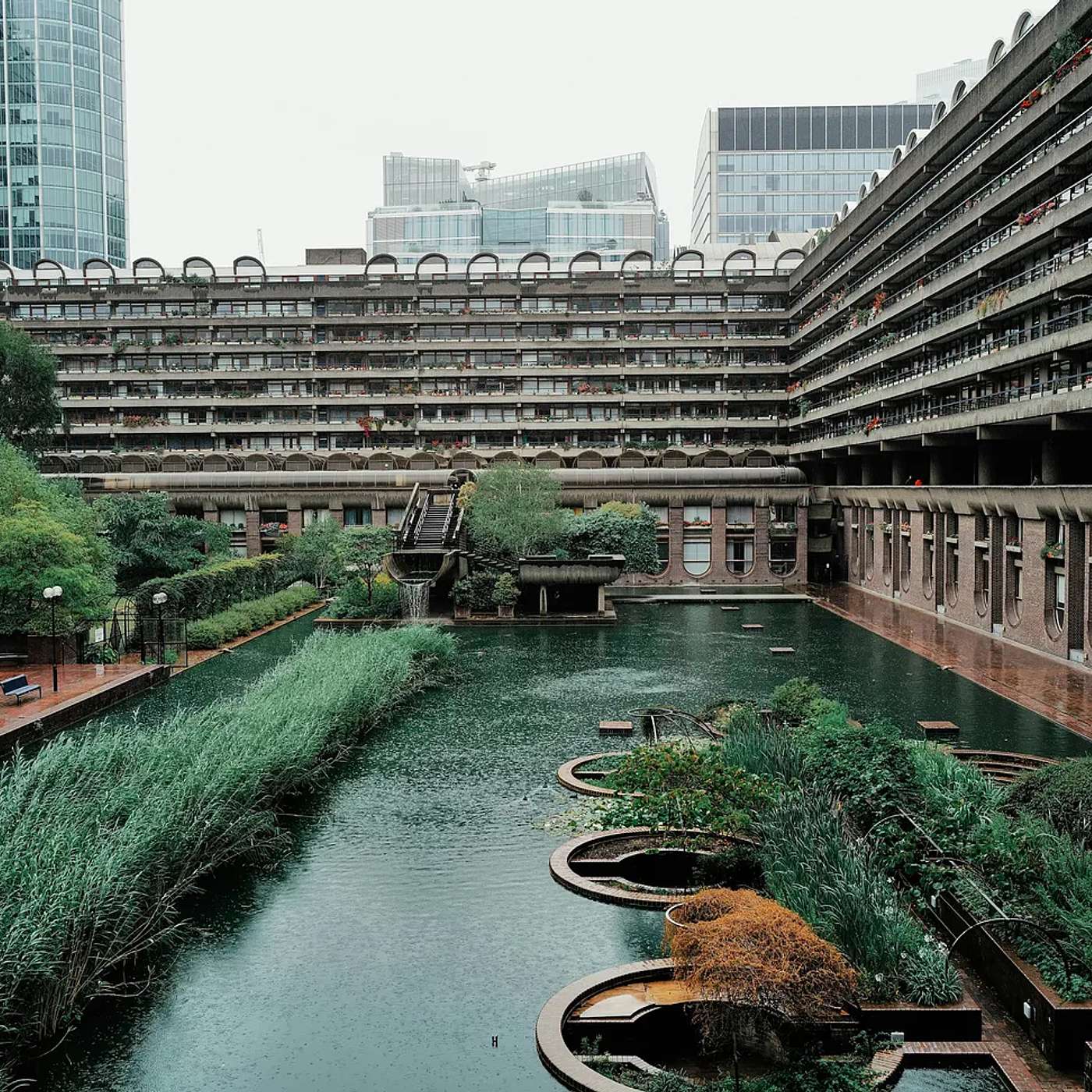 Travel Plans with Fernando Pinho - Pilot's Pick: A Family Day Trip to London's Barbican | England