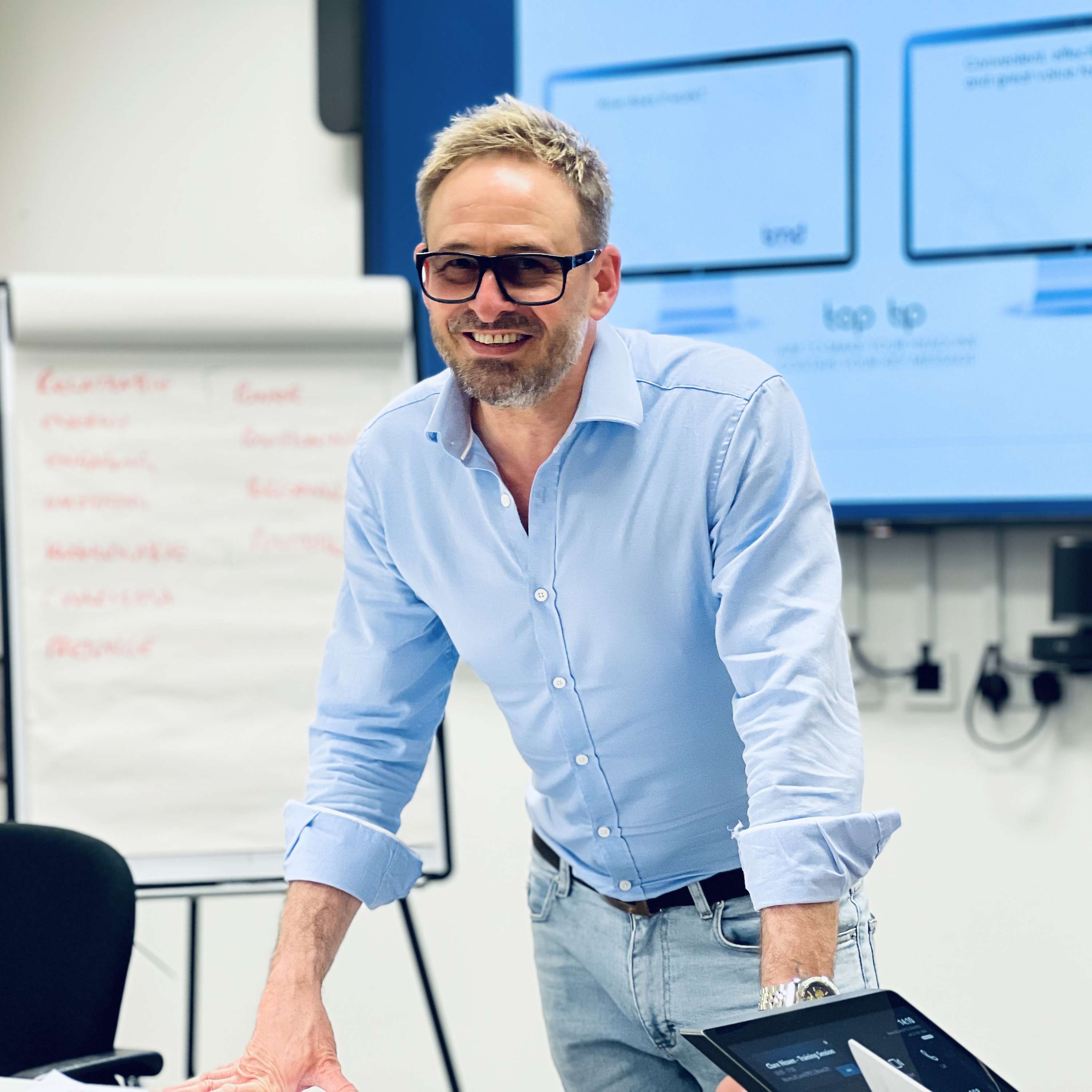 Tom Dunman - Empowering Minds | Sparking Change | Inspiring Growth