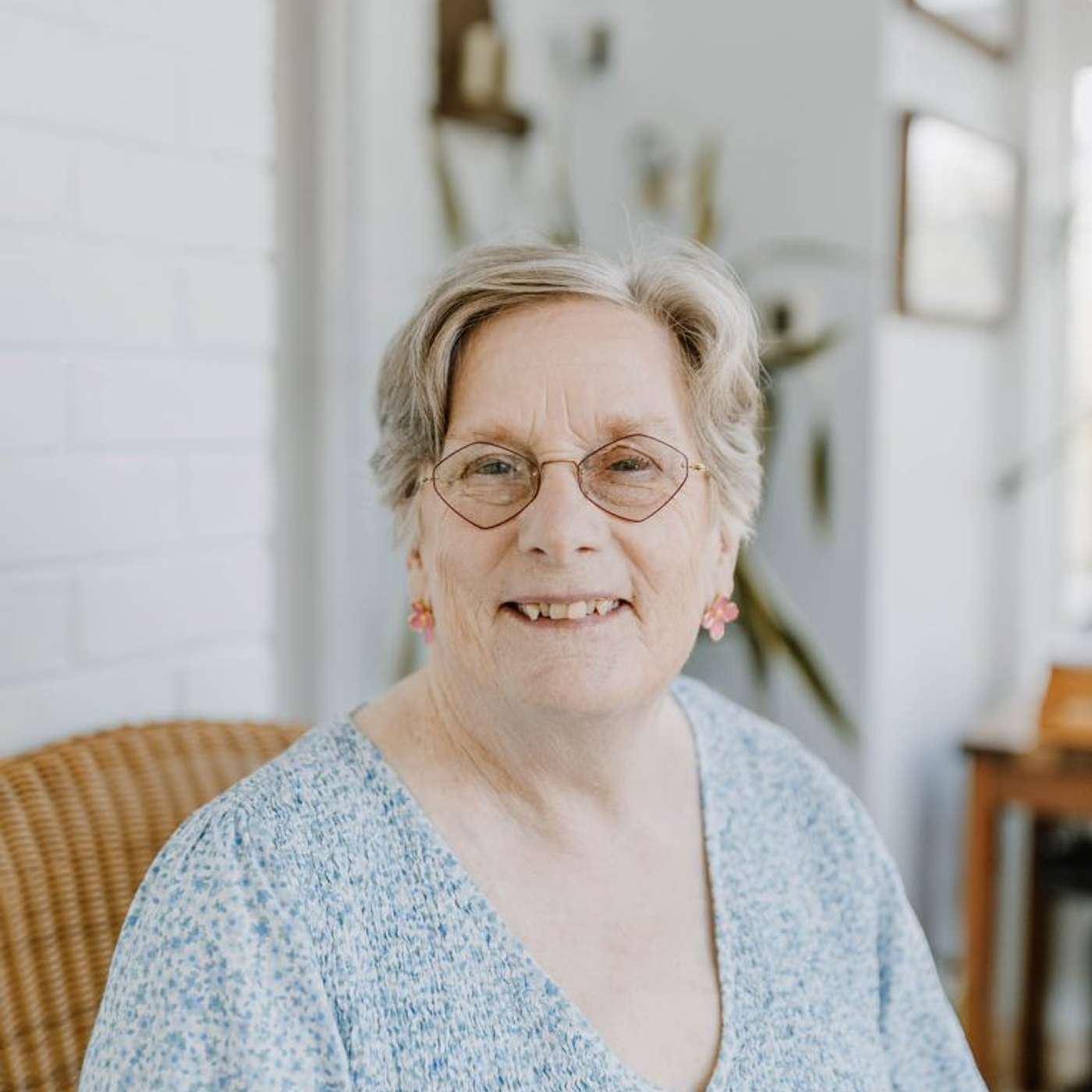 Dr. Gloria Vanderhorst- seasoned psychologist, author, wife, mother