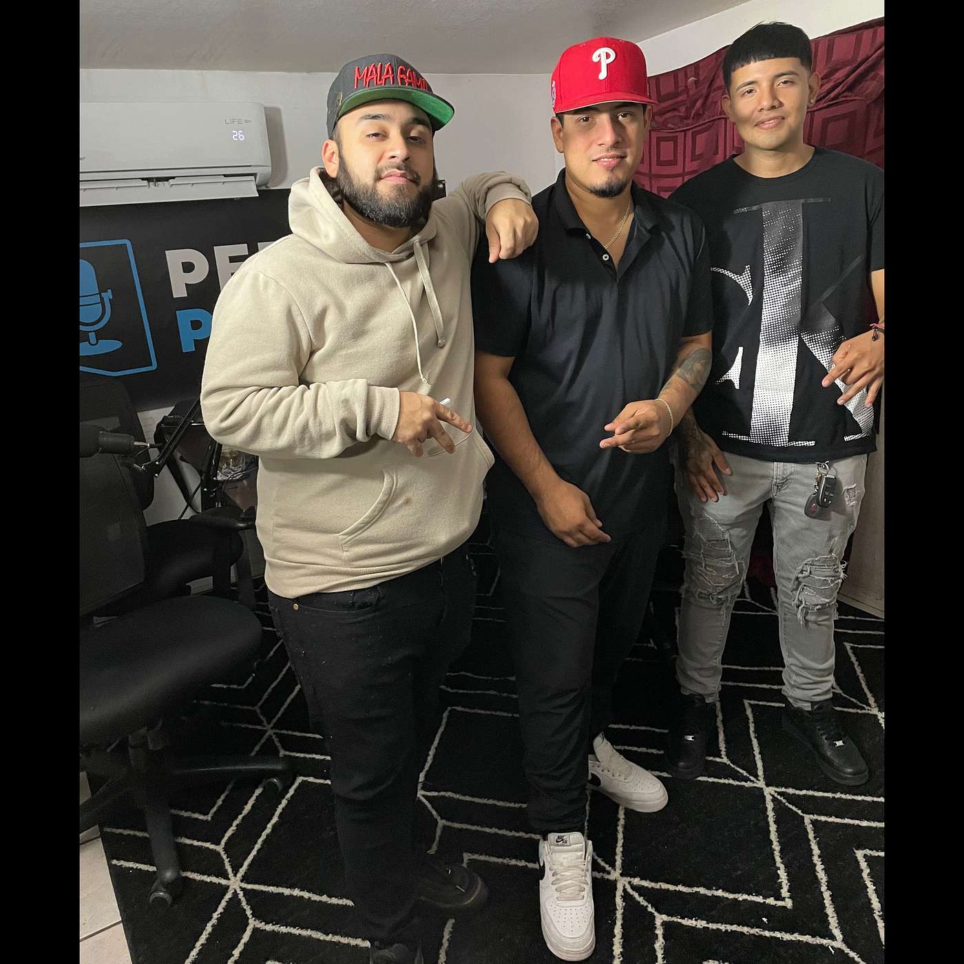 Los Mentados / Edwin, Cris, Chayo