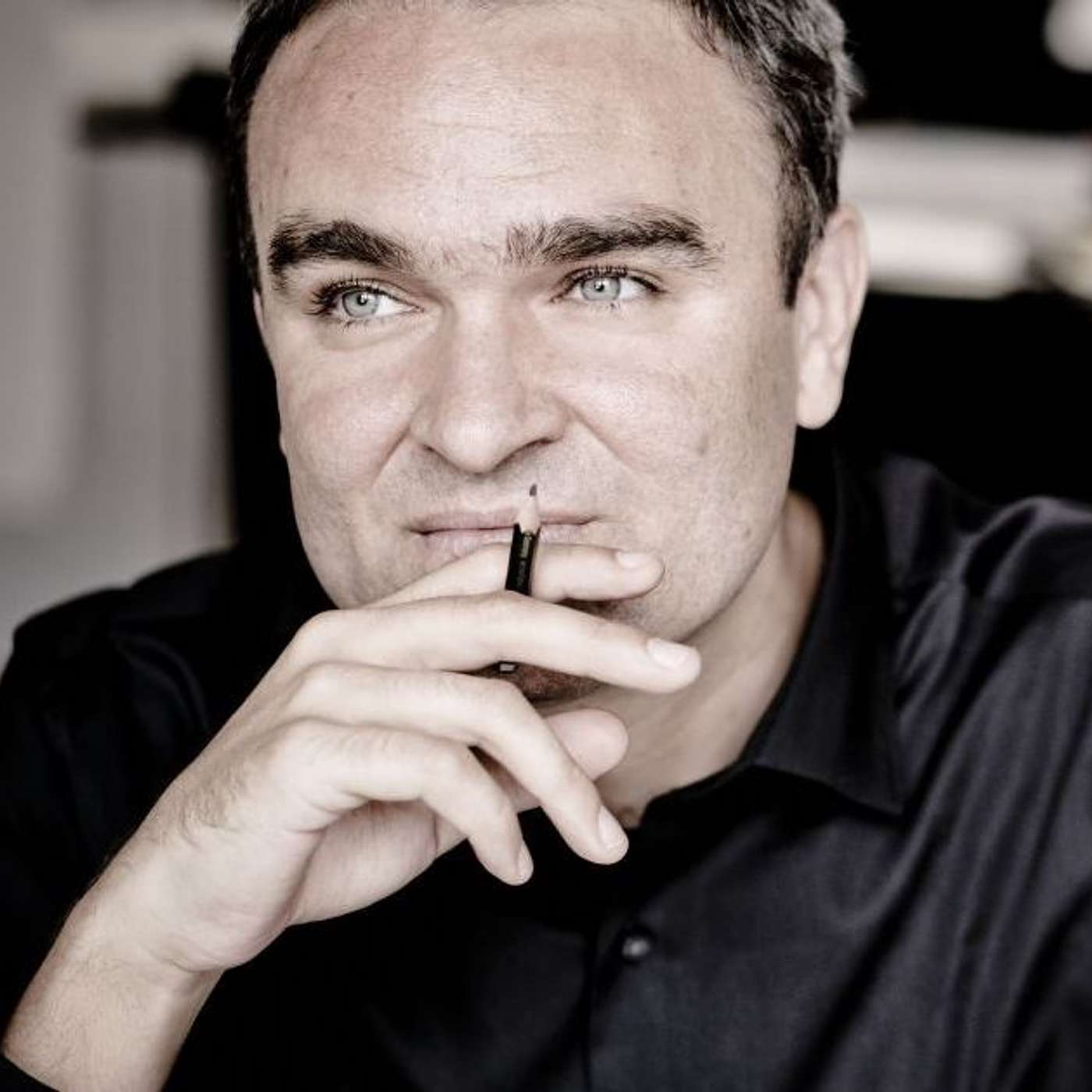 Jörg Widmann, Part 2: World Recognized Composer, Clarinetist, and Conductor - Current Composer-in-Residence for the Berlin Philharmonic! episode artwork
