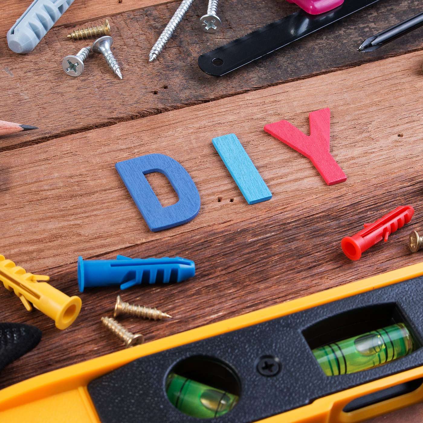 Episode 258 - We all are working on a DIY project!