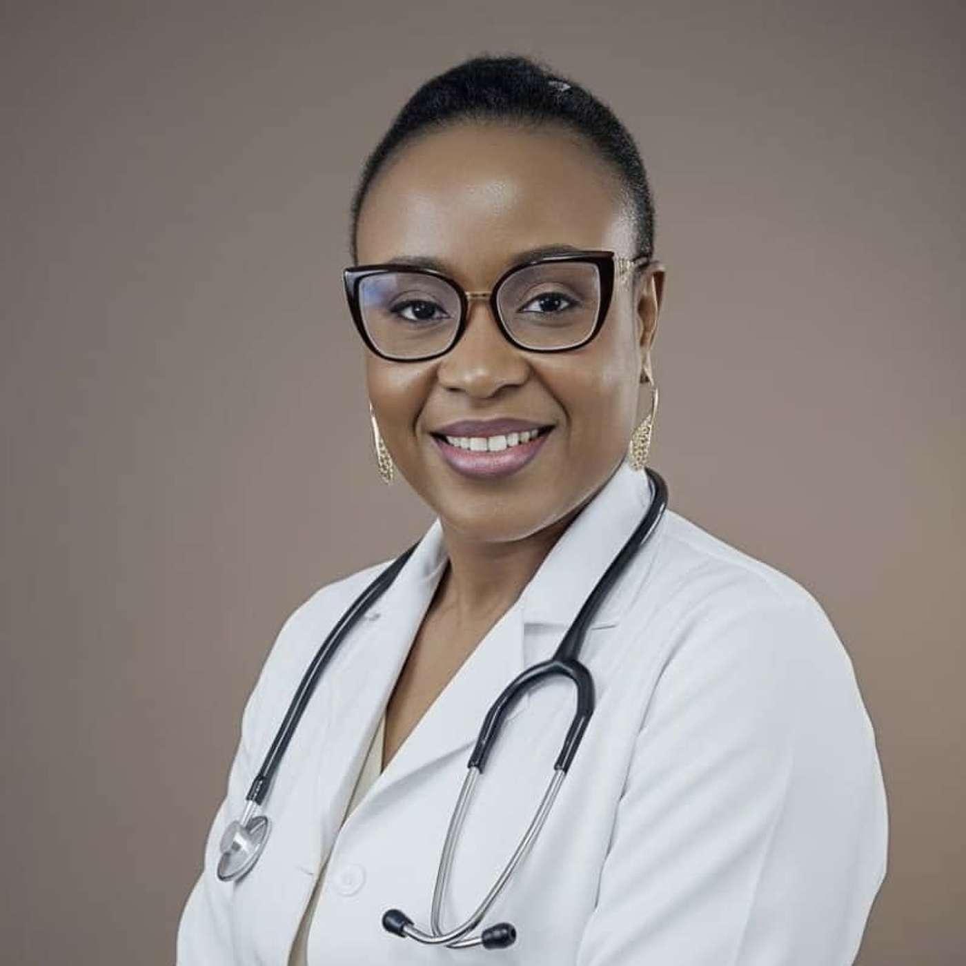 Dr Ines Batienon/Bambara, Cardiologue au Senegal